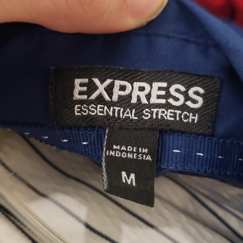 Express long sleeve button-up - Picture 2 of 3